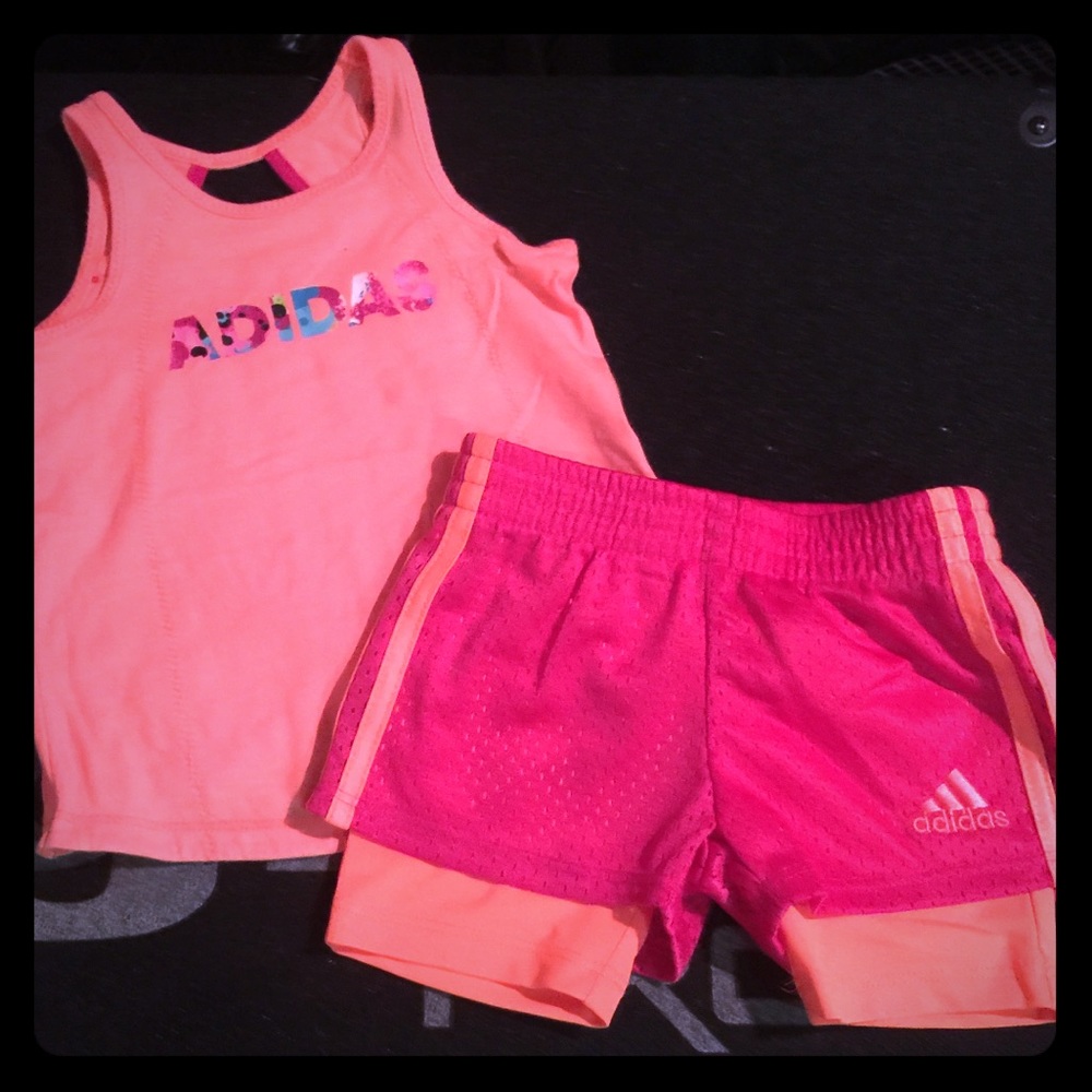 🌺Adidas Outfit🌺 - Picture 1 of 3